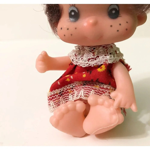 Vintage  Sweet Things Woozie Doll Brunette Freckles 4 Inch Tall Doll - Picture 3 of 16